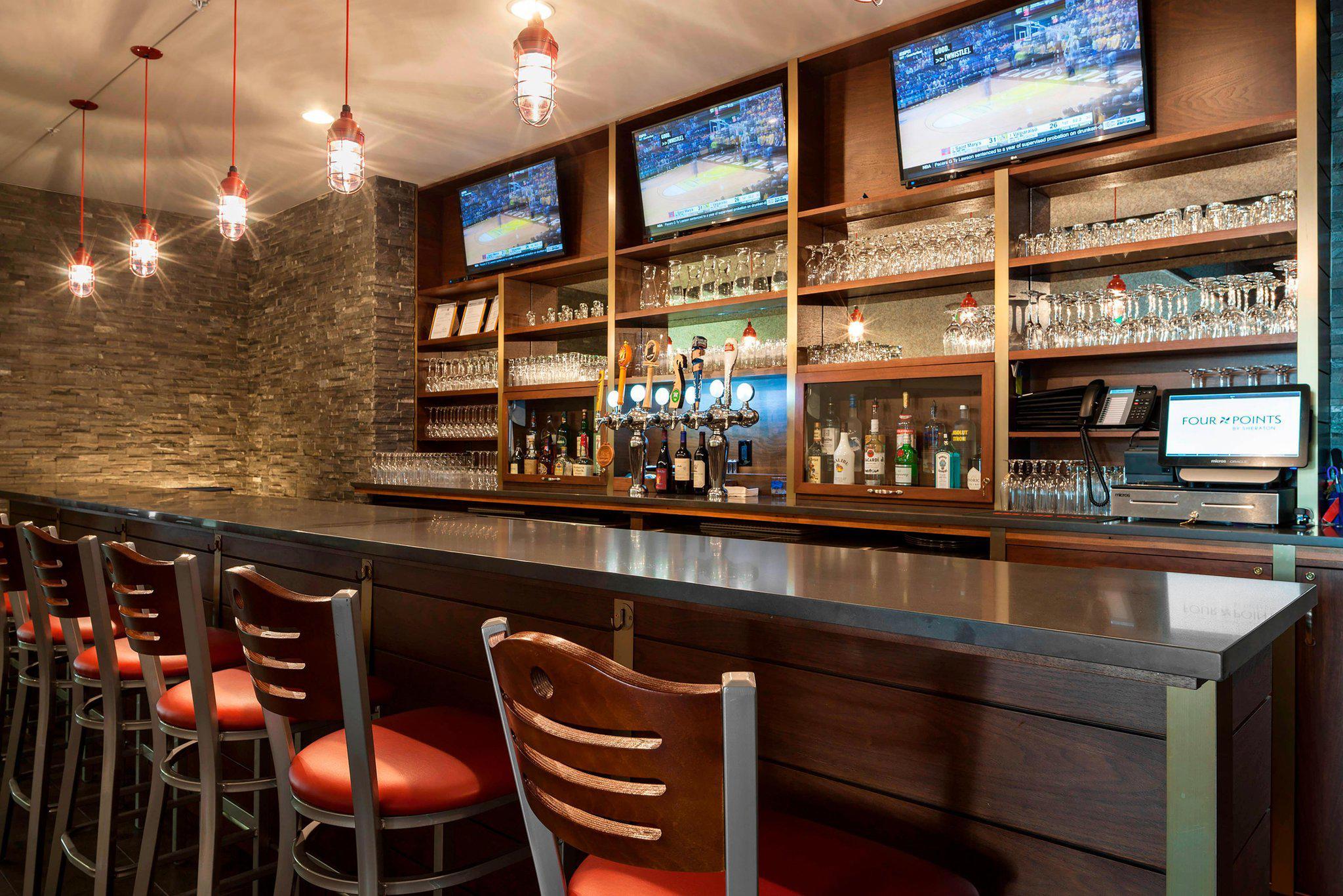 Four Points By Sheraton Seattle Airport South Де-Мойн Экстерьер фото